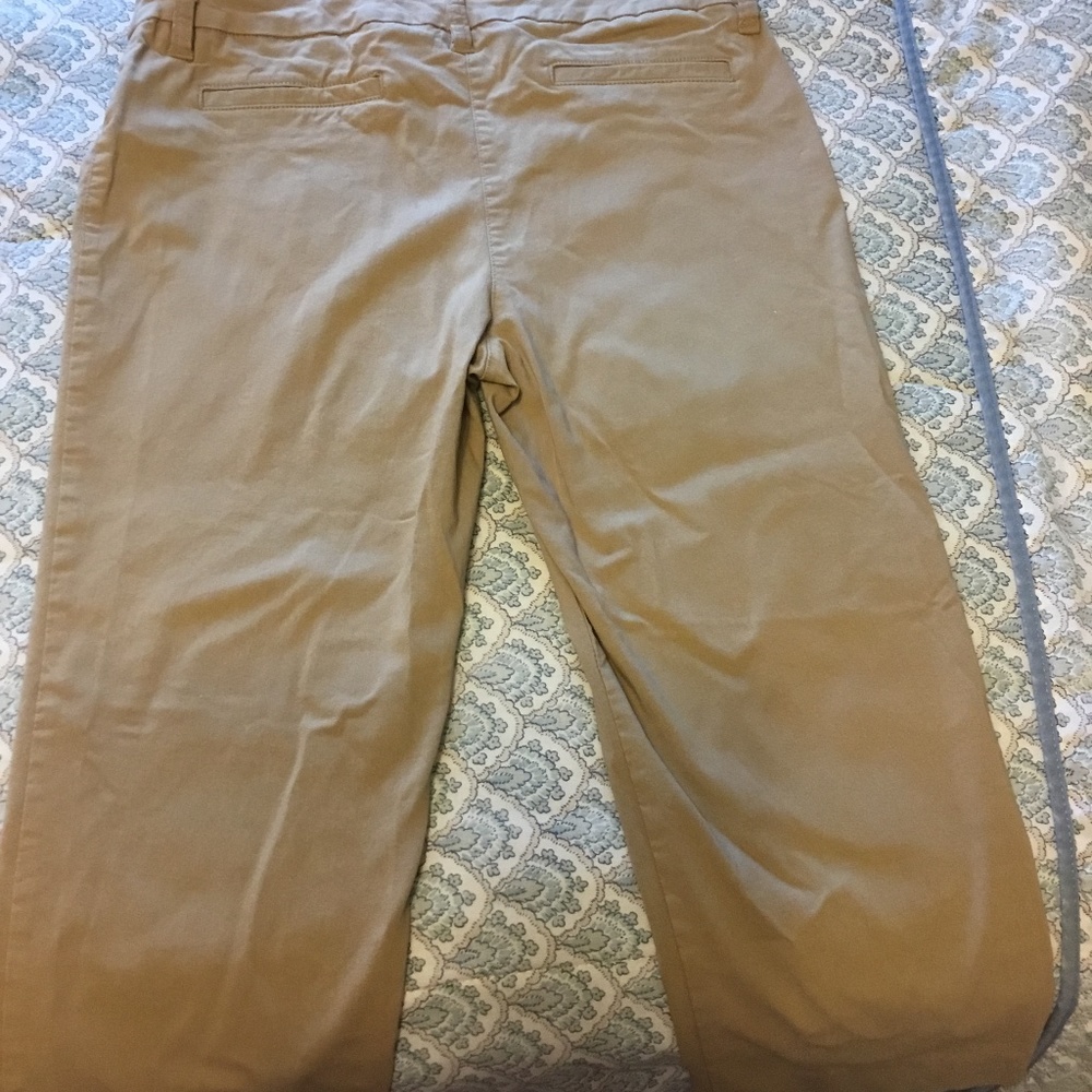 Capri pants